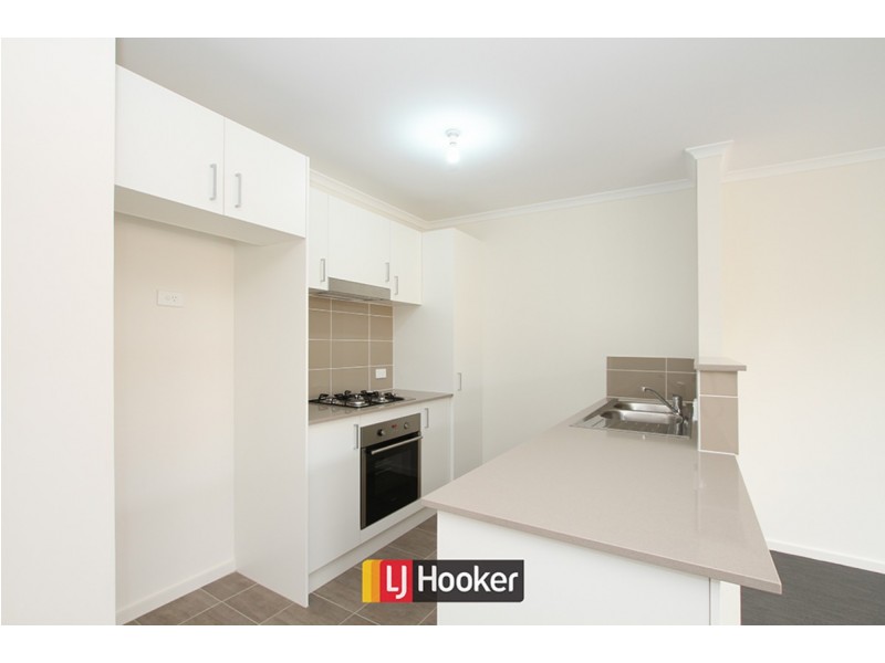 4/35 Clare Burton Street, Franklin ACT 2913