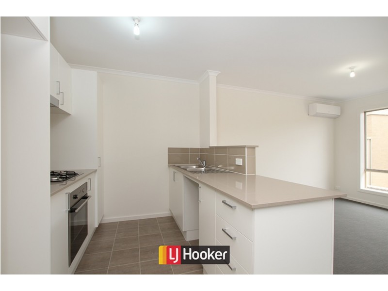 4/35 Clare Burton Street, Franklin ACT 2913
