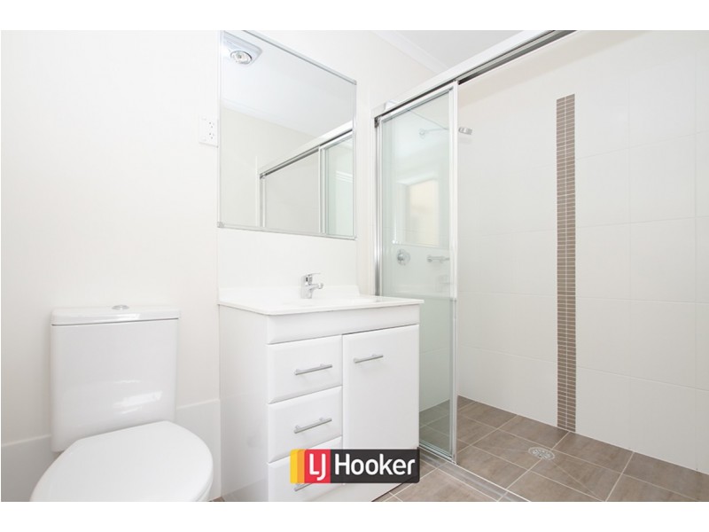 4/35 Clare Burton Street, Franklin ACT 2913