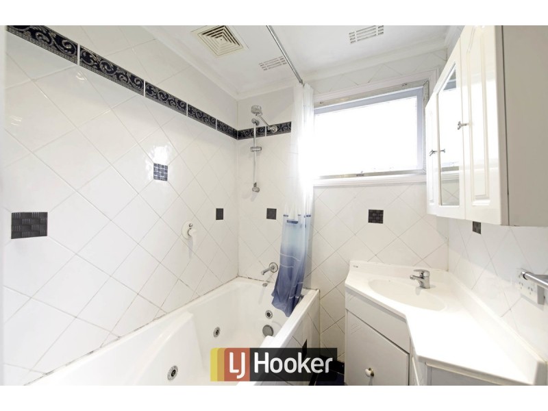66 Higinbotham Street, Watson ACT 2602