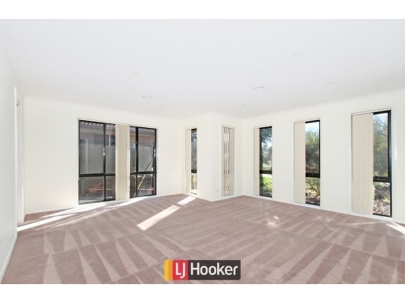 42 Kitty McEwan Street, Mckellar ACT 2617