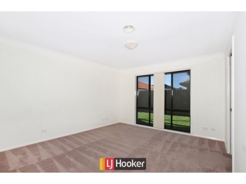 42 Kitty McEwan Street, Mckellar ACT 2617