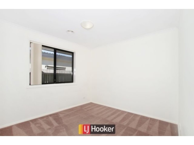 42 Kitty McEwan Street, Mckellar ACT 2617