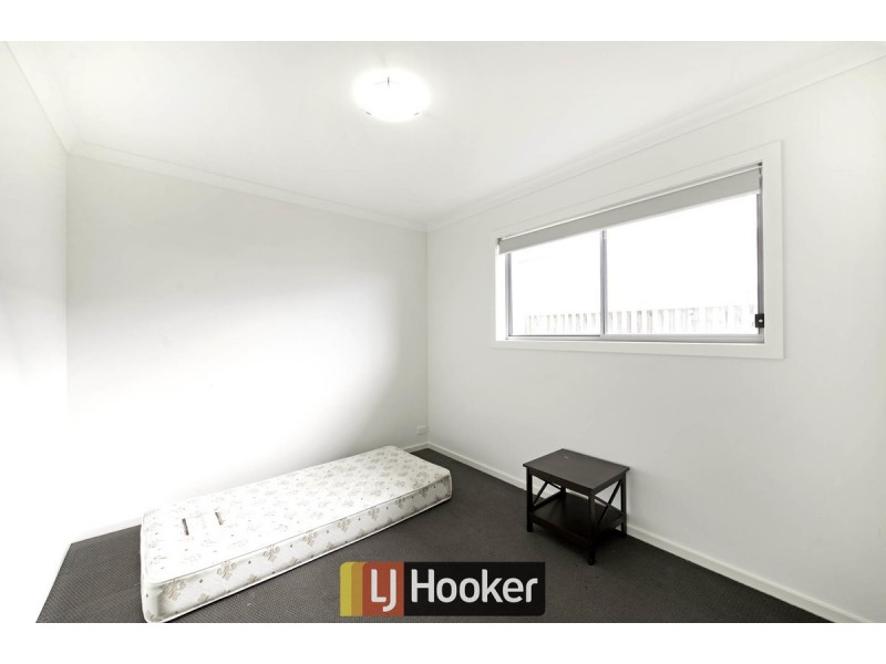 6 Turbayne Crescent, Forde ACT 2914