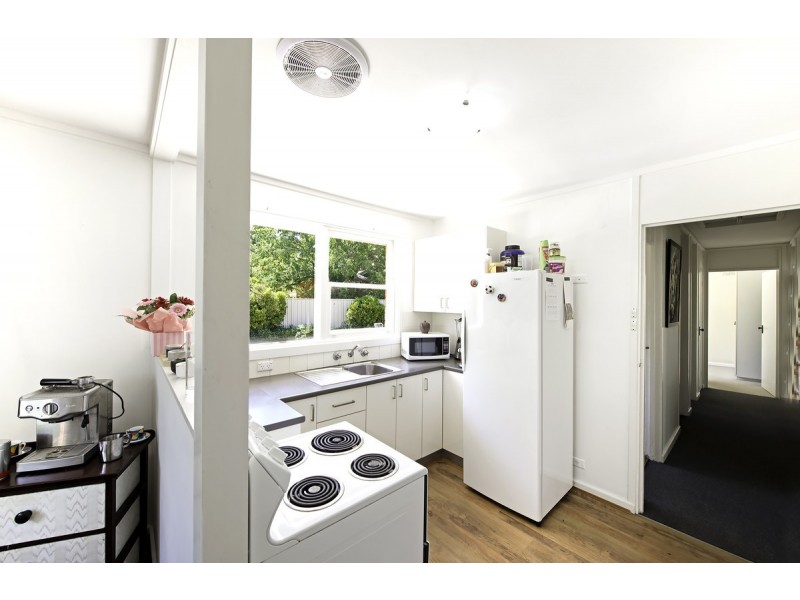 9 Molesworth Street, Watson ACT 2602