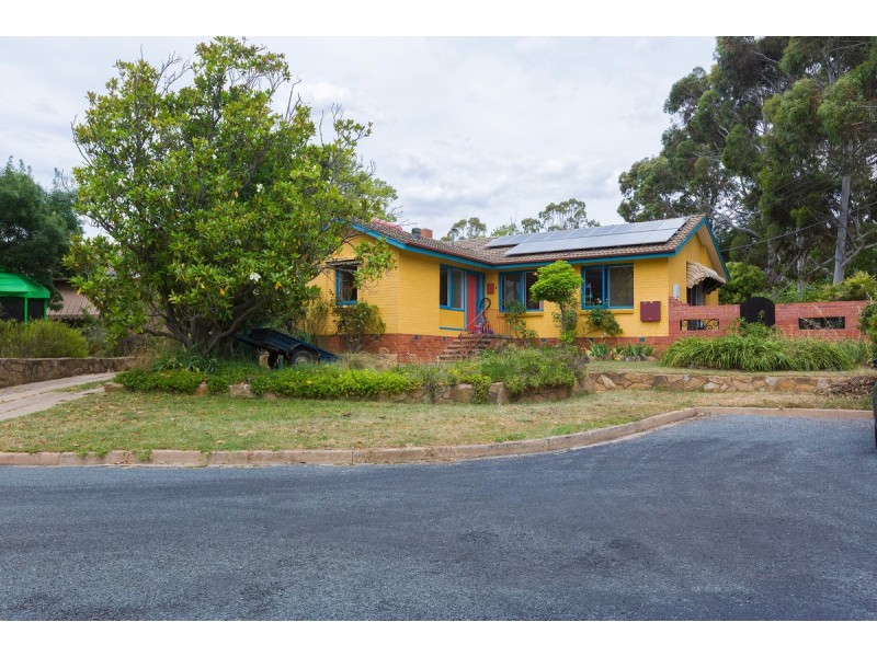 9 Rooth Place, Watson ACT 2602