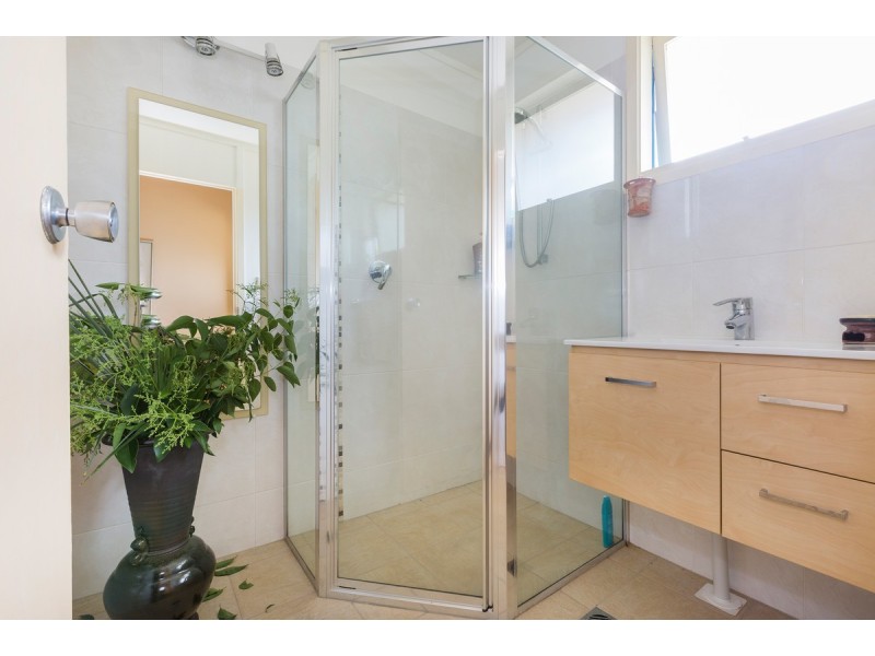 9 Rooth Place, Watson ACT 2602
