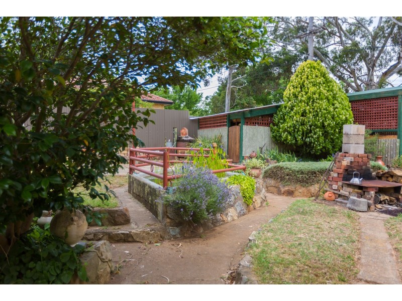 9 Rooth Place, Watson ACT 2602