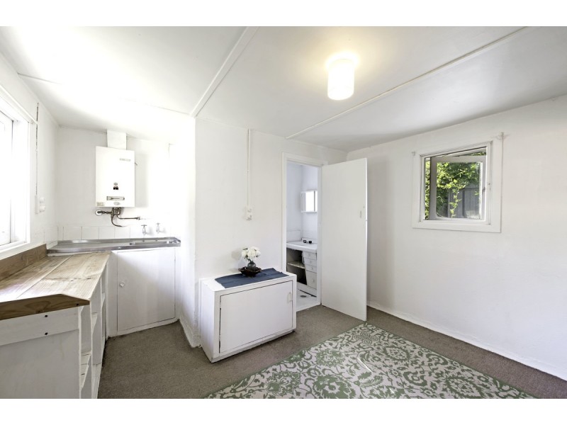 17 Shortland Crescent, Ainslie ACT 2602