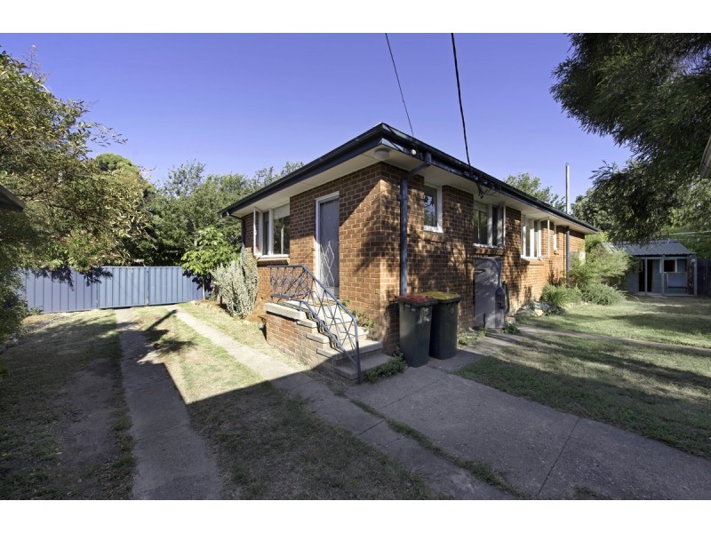 17 Shortland Crescent, Ainslie ACT 2602
