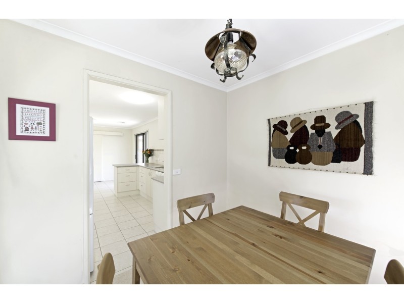 10 Degraves Crescent, Wanniassa ACT 2903