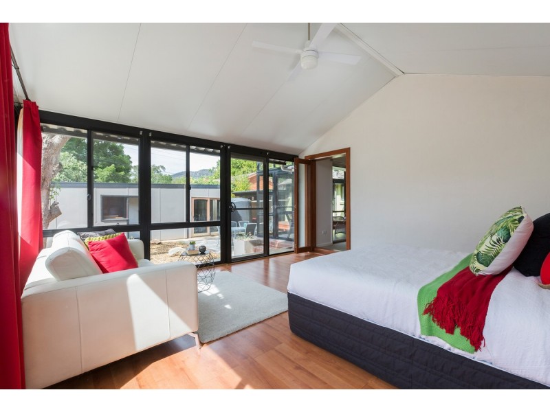 28 Gilruth Street, Hackett ACT 2602