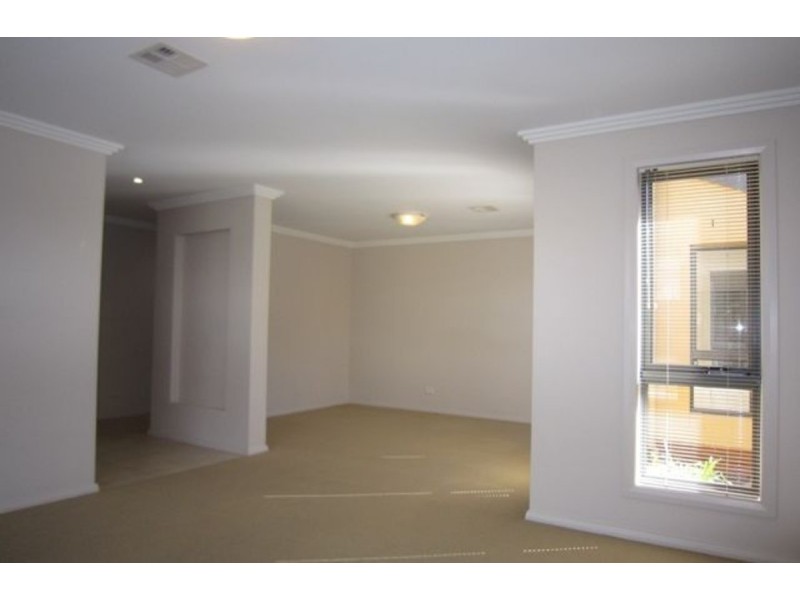 49 Kinloch Circuit, Bruce ACT 2617