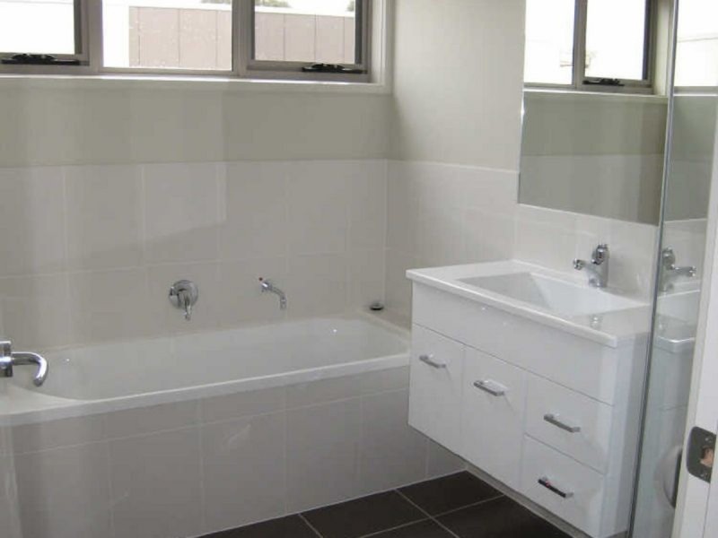 52 Aspinall Street, Watson ACT 2602