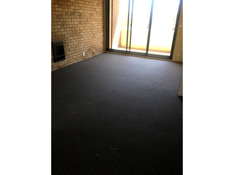 11/28 Springvale Drive, Hawker ACT 2614