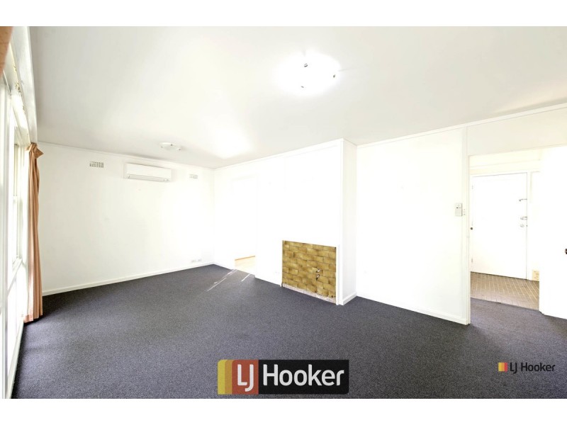 9 Molesworth Street, Watson ACT 2602