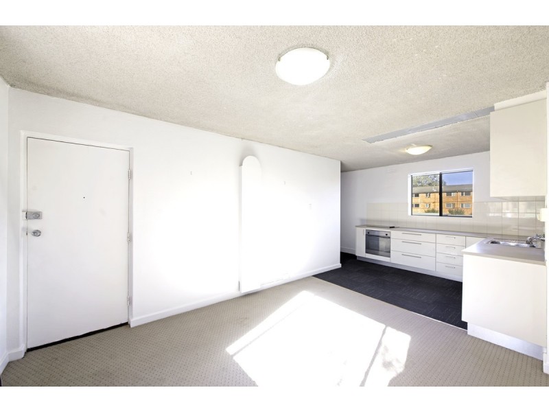 1/11 Tryon Street, Hackett ACT 2602
