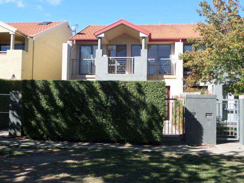 4/38 Ipima Street, Braddon ACT 2612