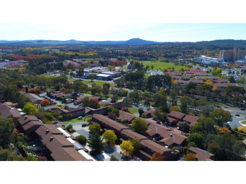 72 Barnet Close, Swinger Hill ACT 2606