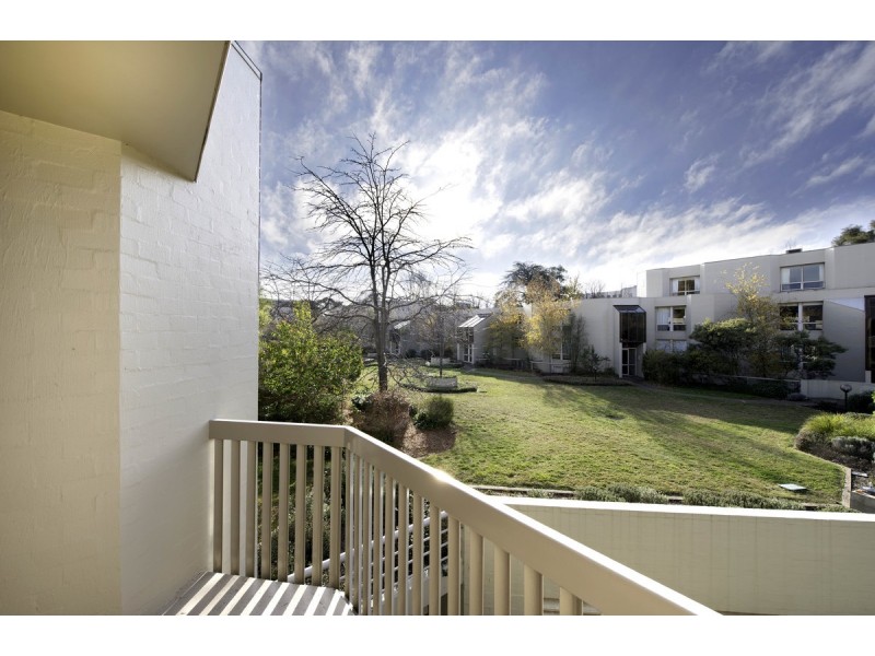 61 Darling Street, Barton ACT 2600
