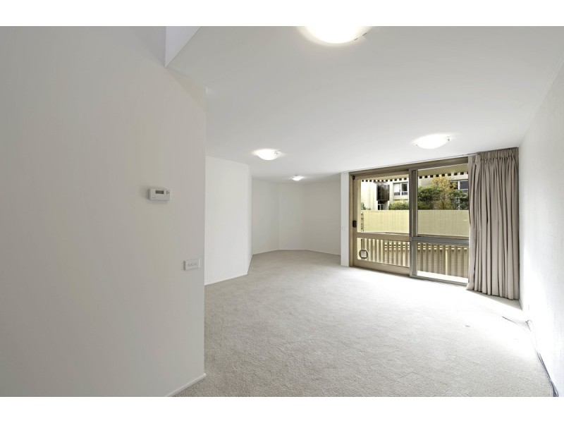61 Darling Street, Barton ACT 2600