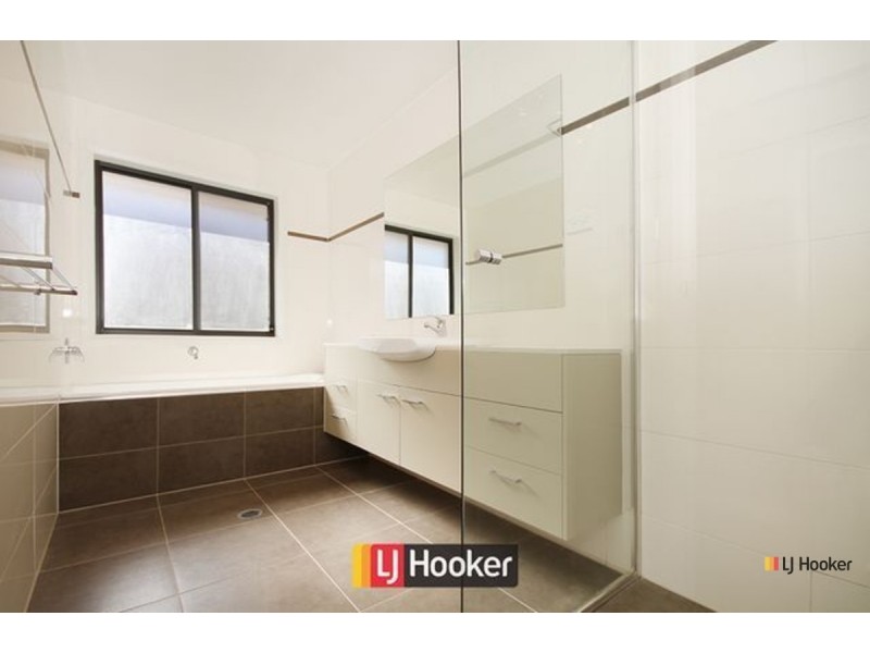 59 Hesba Brinsmead Street, Franklin ACT 2913