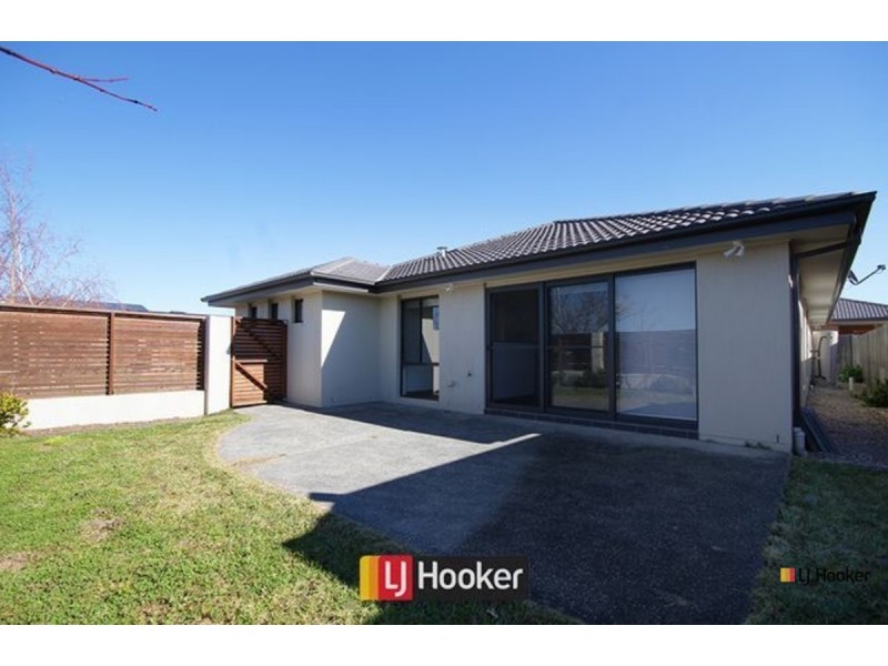 59 Hesba Brinsmead Street, Franklin ACT 2913