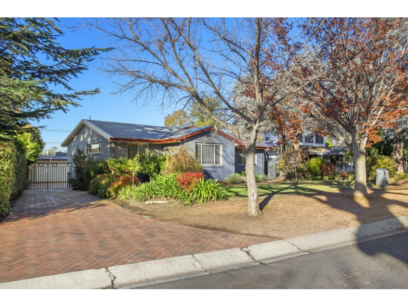 4 Nealie Place, Rivett ACT 2611