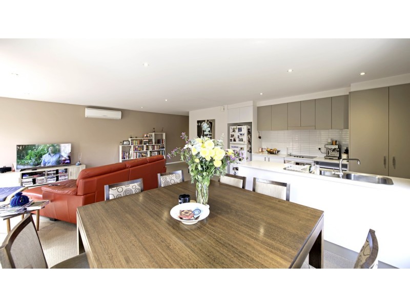 14/2 Archibald Street, Lyneham ACT 2602