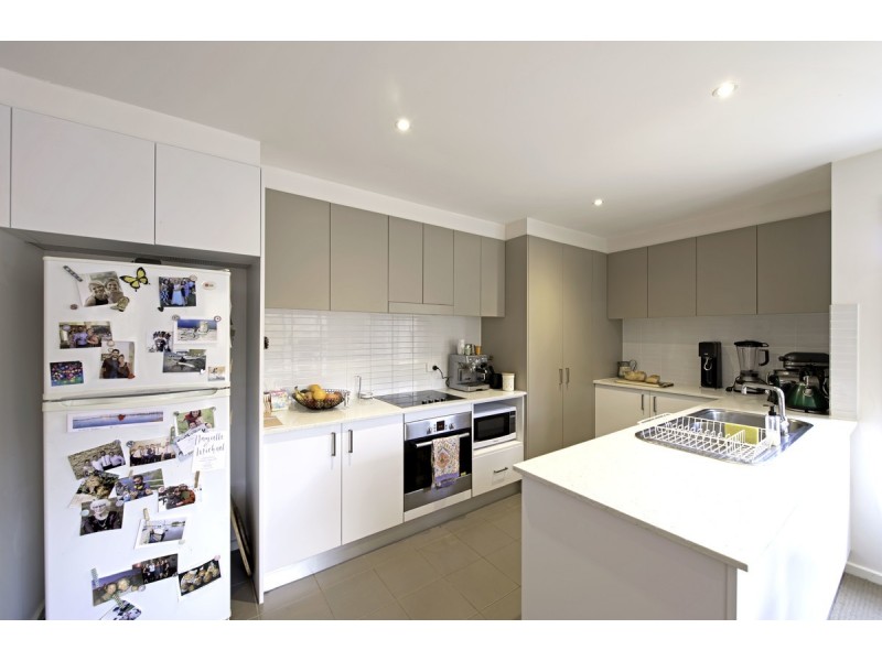 14/2 Archibald Street, Lyneham ACT 2602