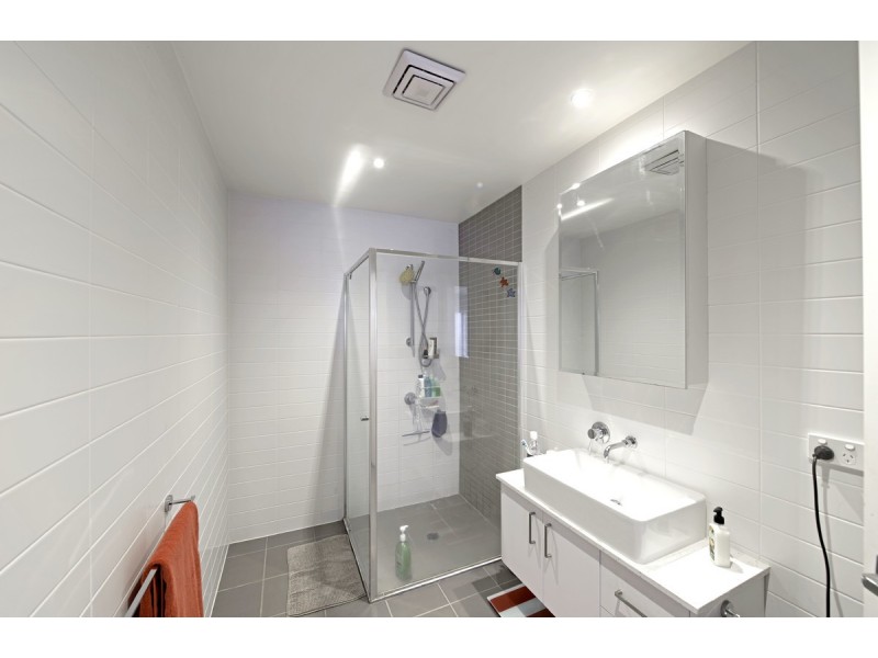 14/2 Archibald Street, Lyneham ACT 2602