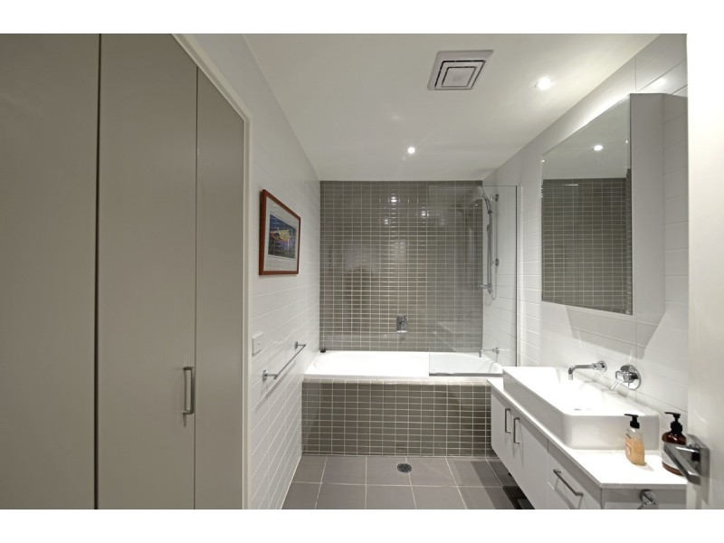 14/2 Archibald Street, Lyneham ACT 2602