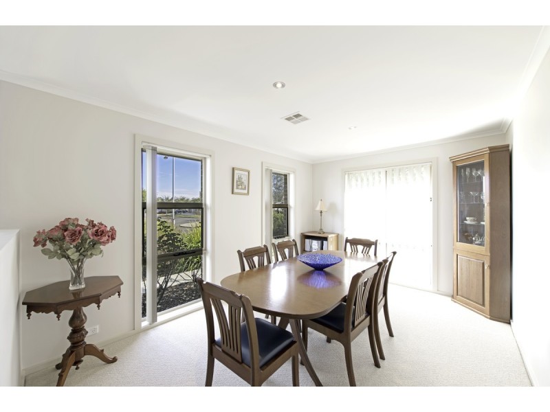 6 Brissenden Street, Franklin ACT 2913