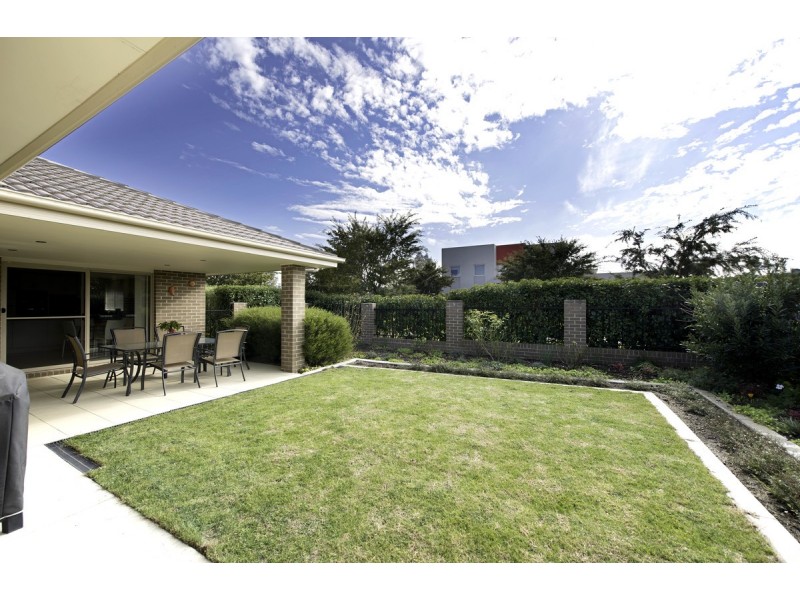 6 Brissenden Street, Franklin ACT 2913