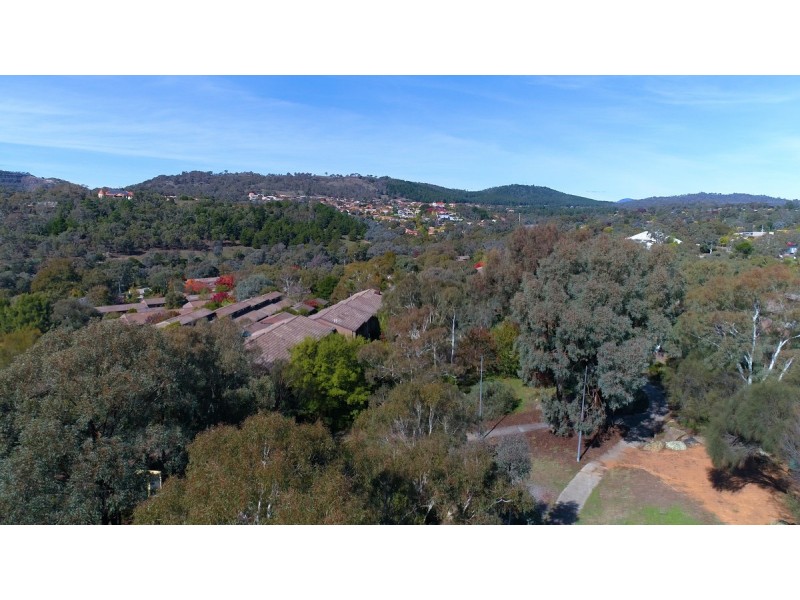 72 Barnet Close, Swinger Hill ACT 2606