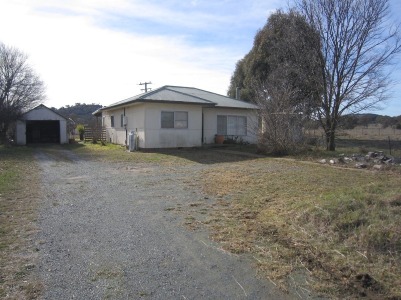 210 Kaveneys Road, Hall NSW 2618