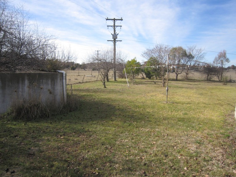 210 Kaveneys Road, Hall NSW 2618