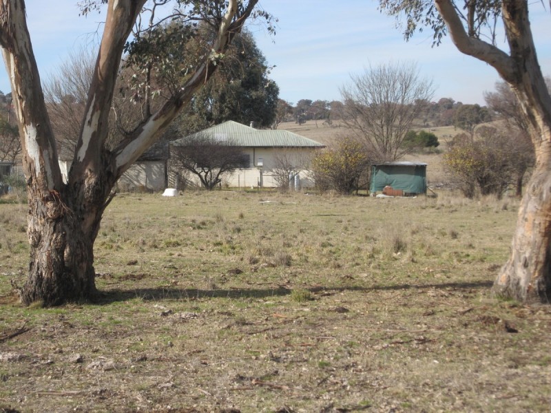 210 Kaveneys Road, Hall NSW 2618