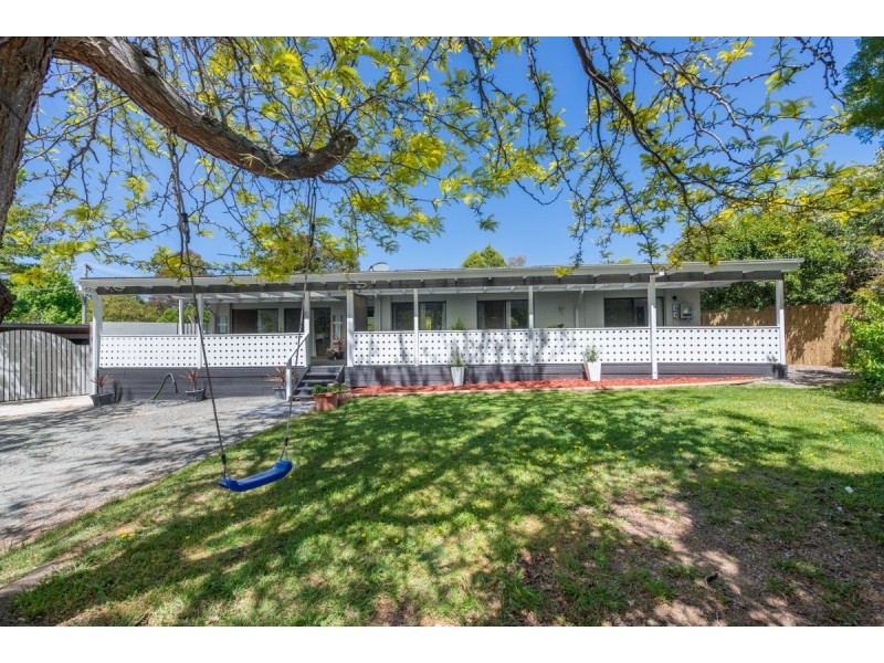 9 Sharland Place, Holder ACT 2611