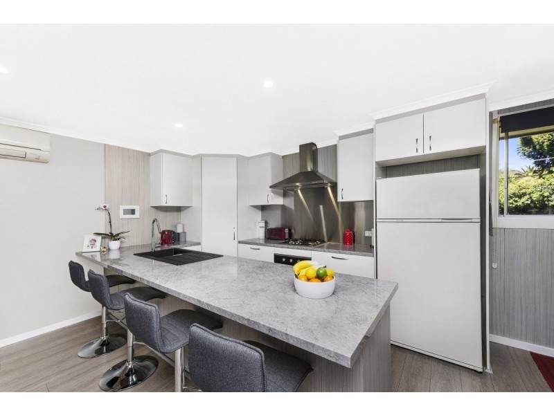 9 Sharland Place, Holder ACT 2611