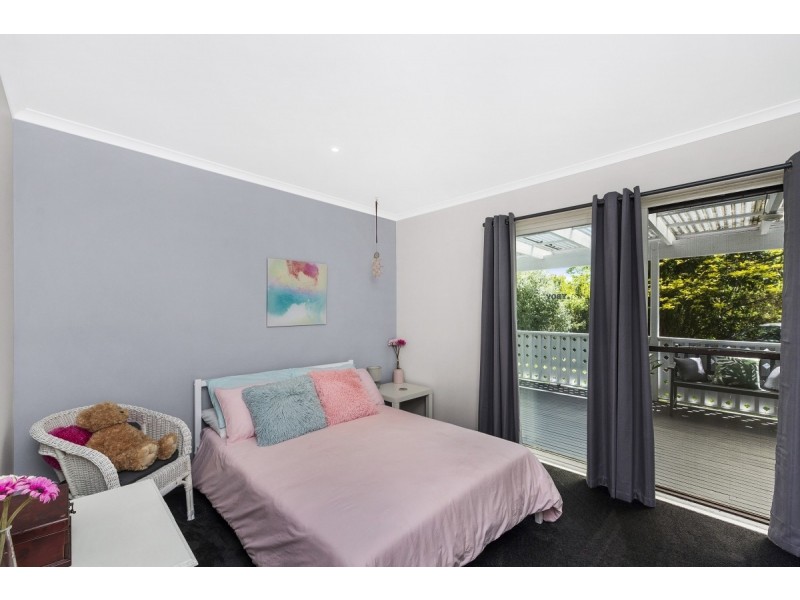 9 Sharland Place, Holder ACT 2611