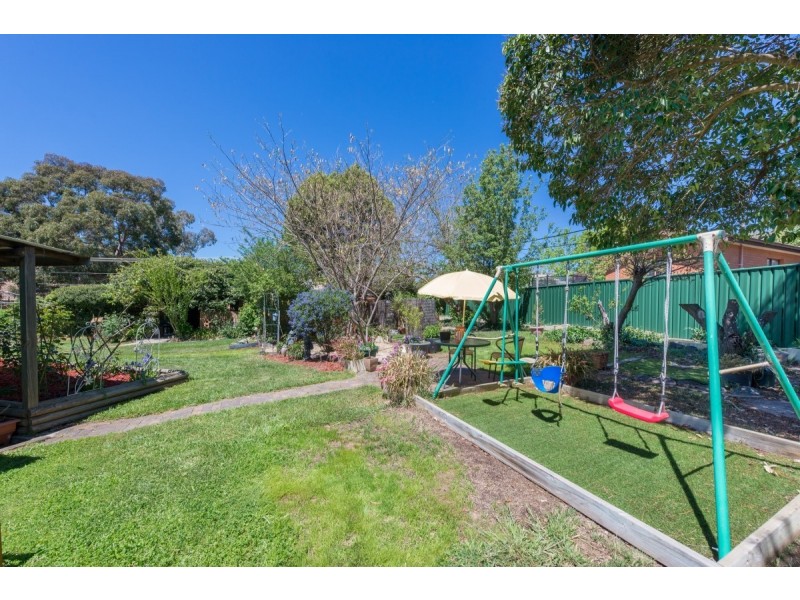 9 Sharland Place, Holder ACT 2611