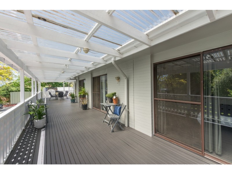 9 Sharland Place, Holder ACT 2611