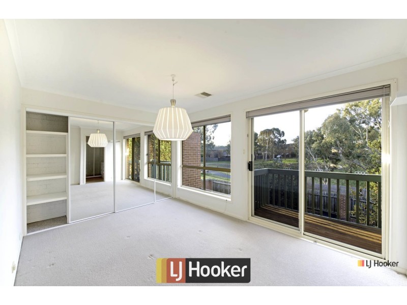 11 Grace Place, Amaroo ACT 2914