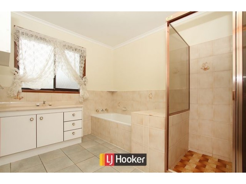 39 Ennor Crescent, Florey ACT 2615