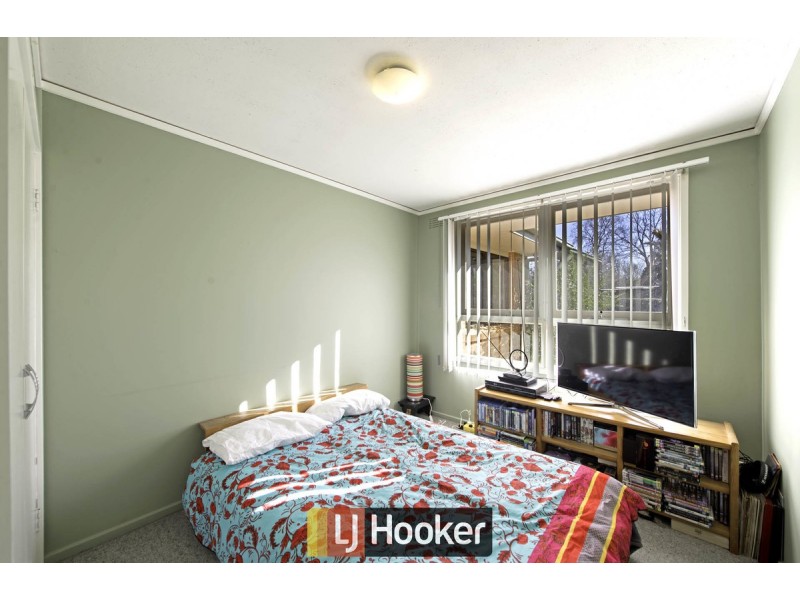 211 Phillip Avenue, Hackett ACT 2602