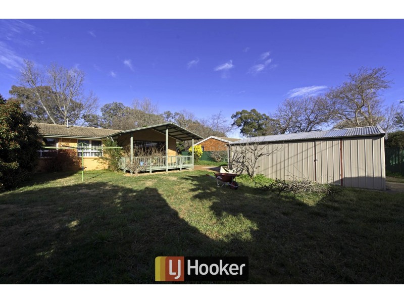 211 Phillip Avenue, Hackett ACT 2602