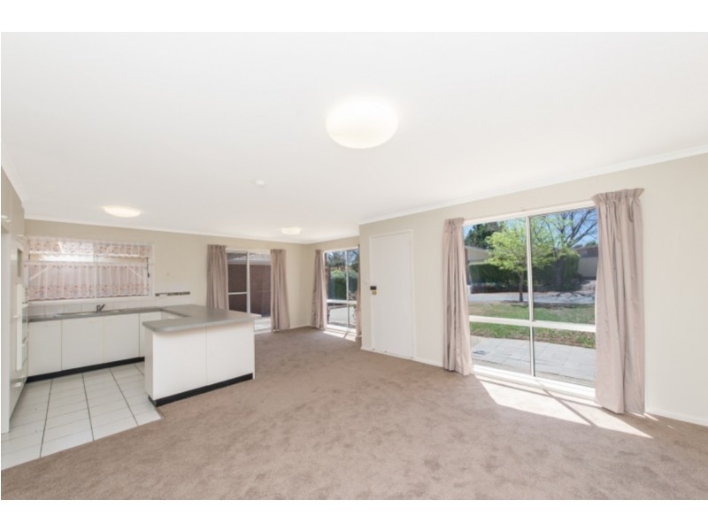 5 Hart Close, Palmerston ACT 2913
