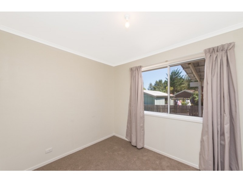 5 Hart Close, Palmerston ACT 2913