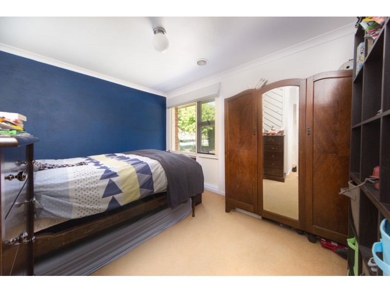 6 Earle Street, Lyneham ACT 2602